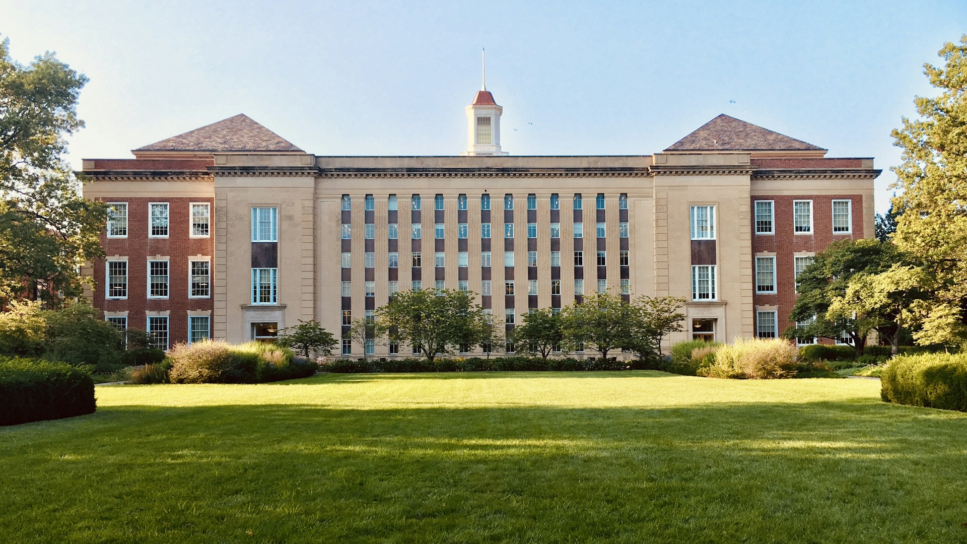 Modern educational institution